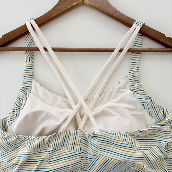 Title Nine Yes Dress Medium Shattered Stripe - Picture 5 of 9